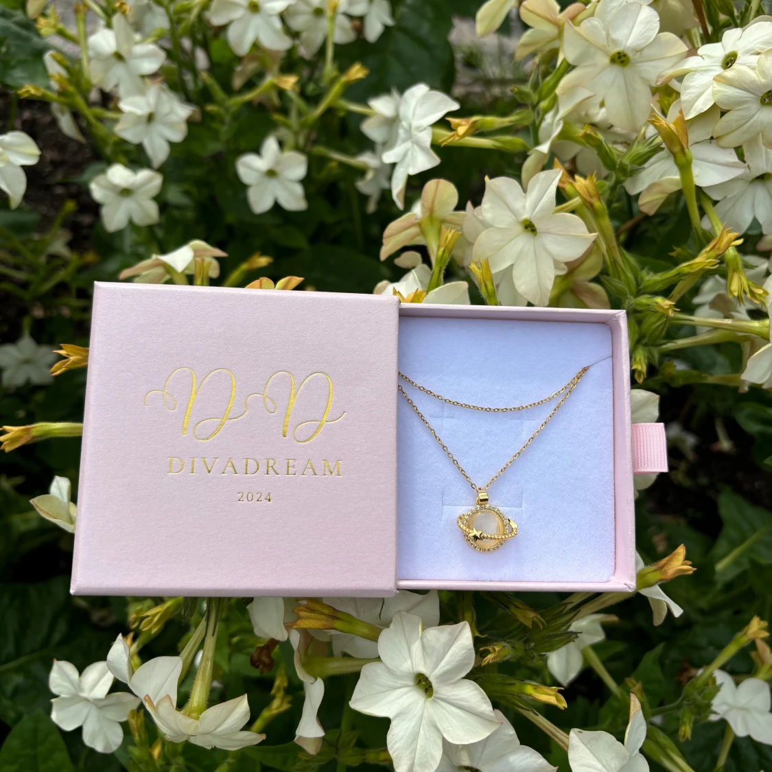 DivaDream Saturnus Halsband - 93