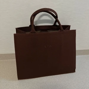 LXA - Väska från LXA. Perfekt om man ska resa iväg. 