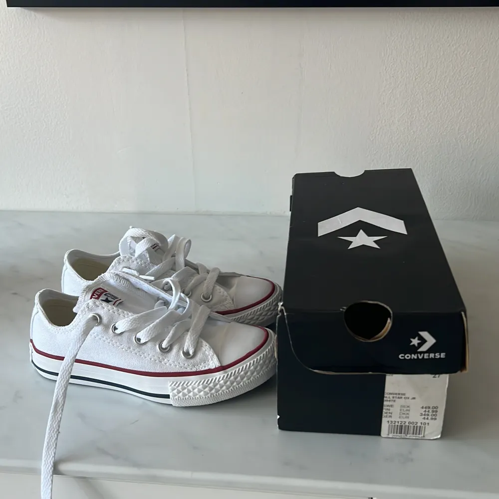 Converse vita stl 27 helt nya . Skor.