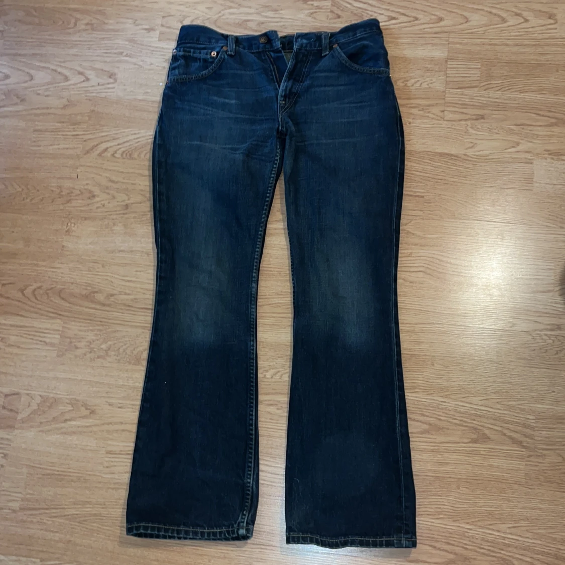 Levi’s jeans - 90