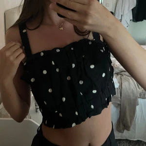 Söt topp - Jätte söt topp som endast är använd en gång 💝💘