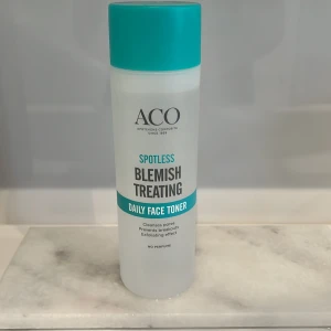 Aco DAILY FACE TONER - Jag säljer min toner då jag har 2 stycken. En väldigt nice toner🩷