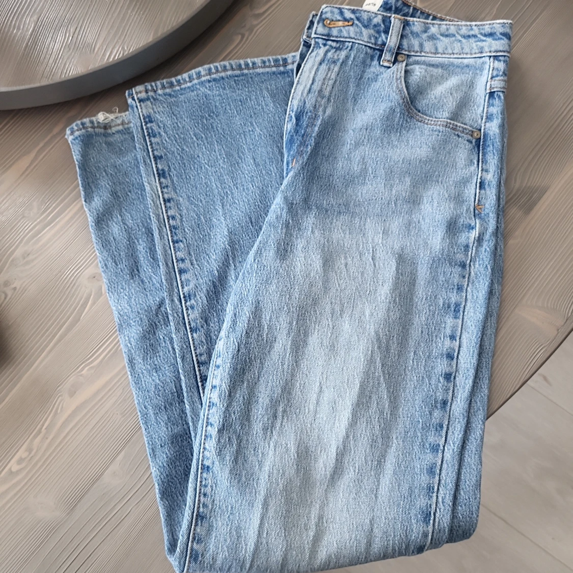 Abrand jeans dam