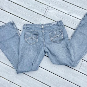 Vintage bootcut jeans - Coola vintage jeans med bootcut! Hör av dig vid fler frågor❣️