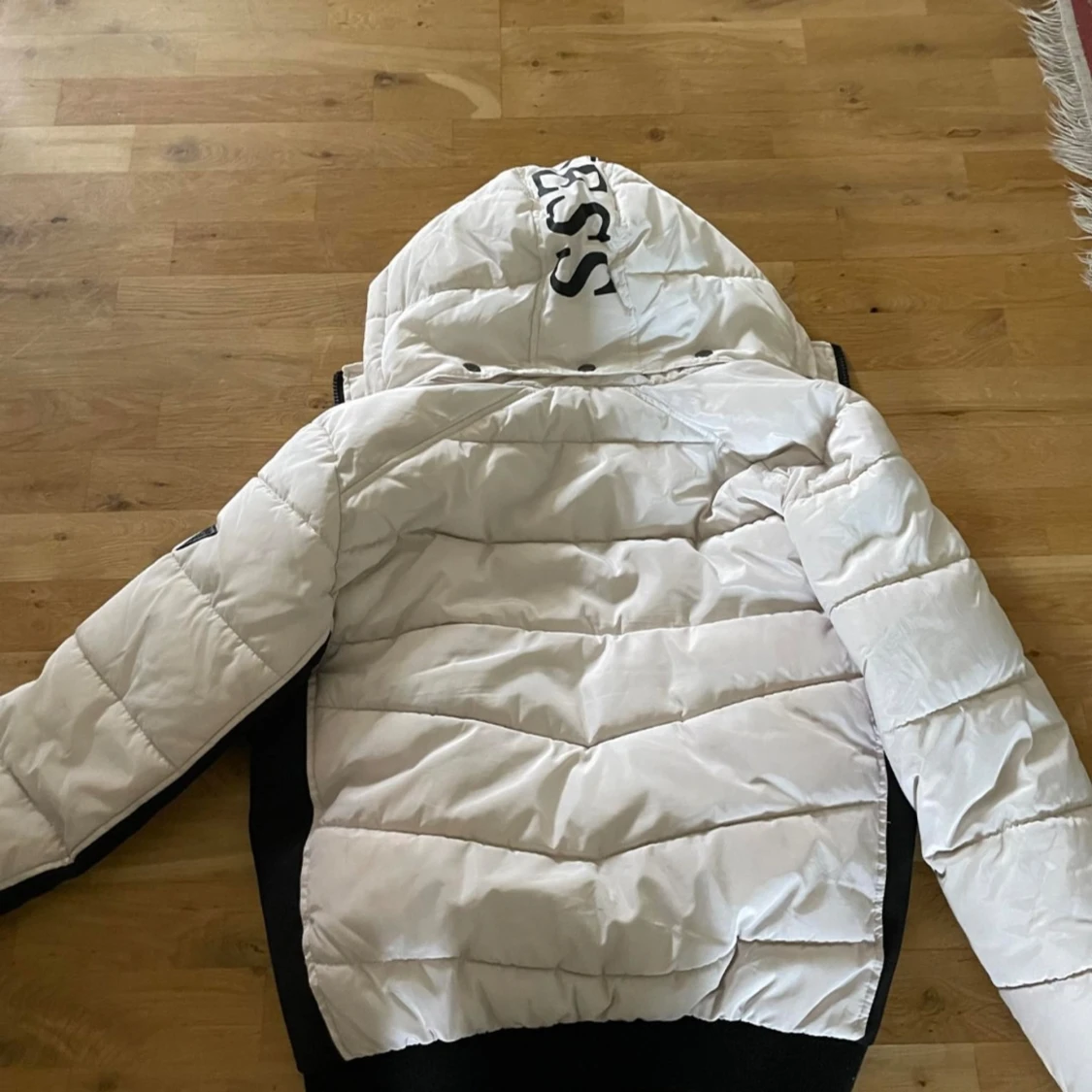 Guess vinterjacka  - 90