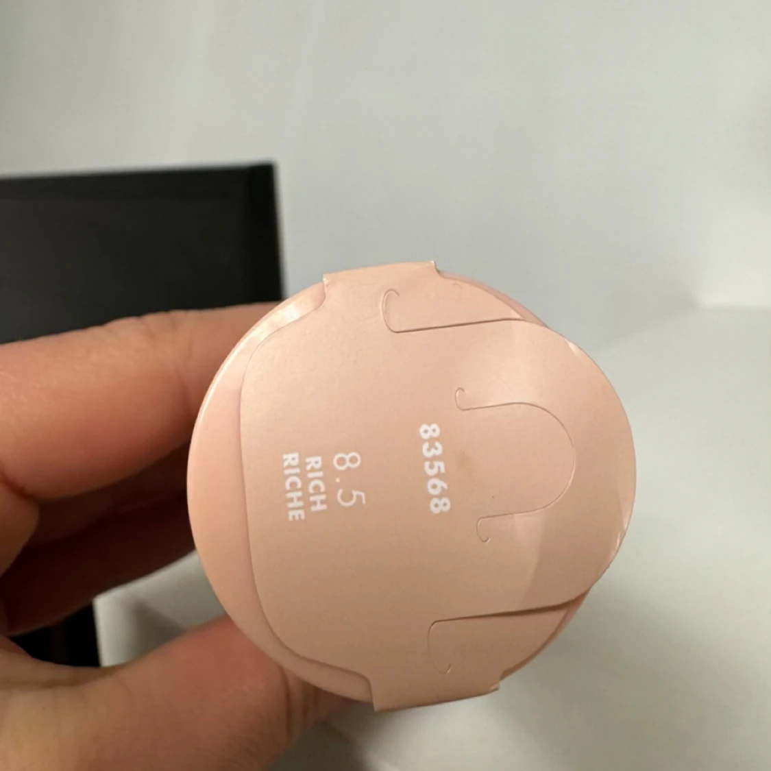 e.l.f Halo glow liquid filter 8.5 Rich riche - 90