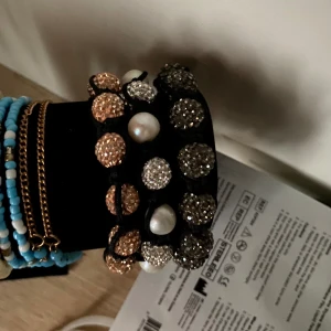 Arband - 50kr st, skitsnygga armadans som är justerbara, skriv för fler bilder😊