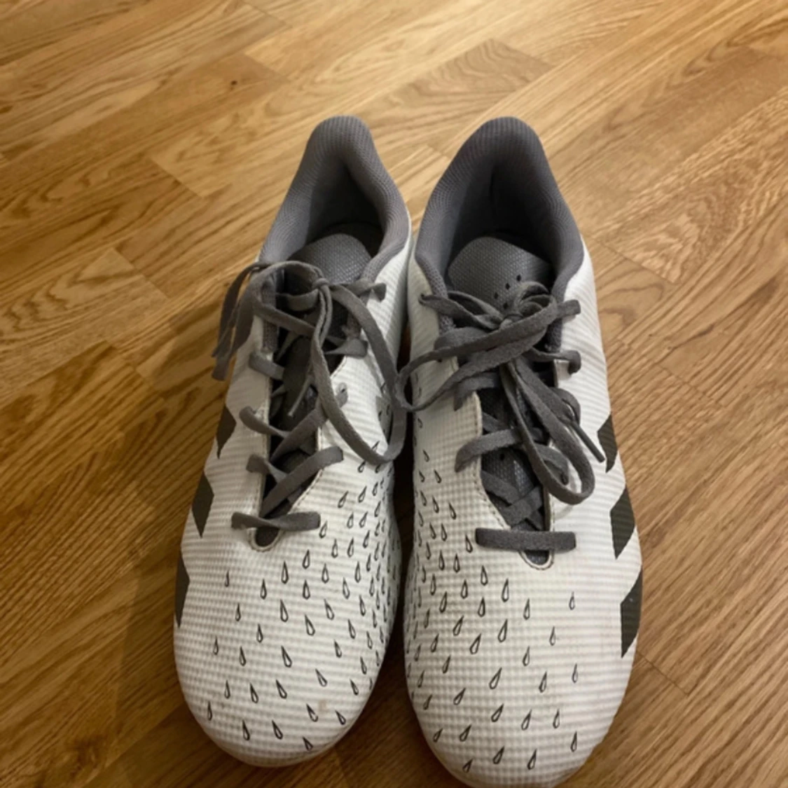 PREDATOR FREAK.4 FLEXIBLE GROUND BOOTS - 93