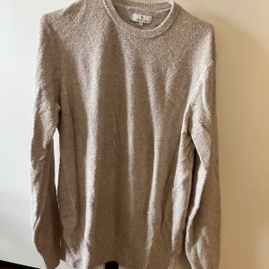 Hansen & Jacob Stickad tröja - Tröja i skönt material och i väldigt bra skick