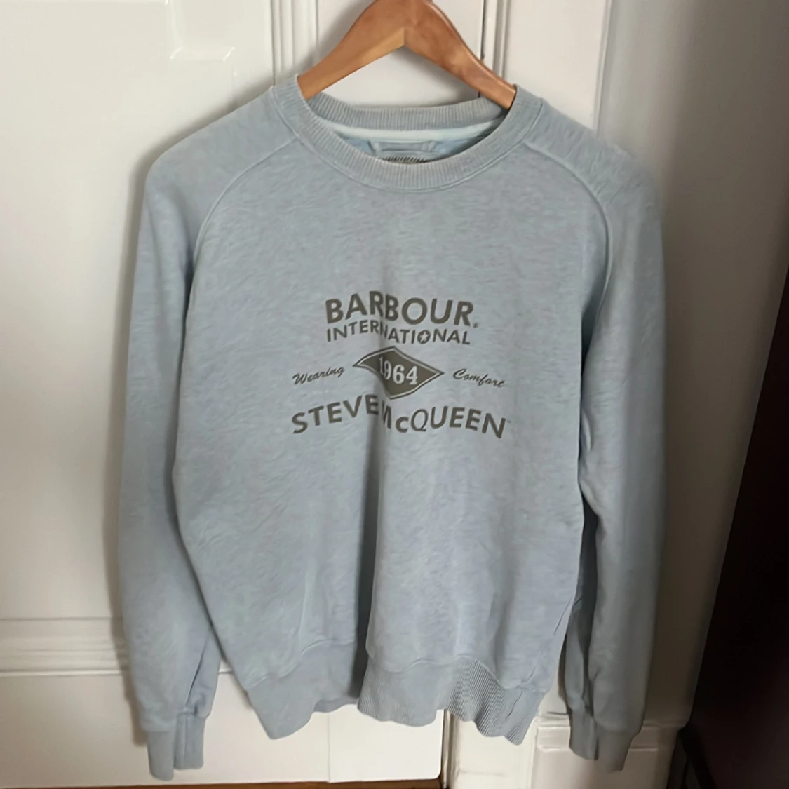 Ljusblå Barbour Sweatshirt