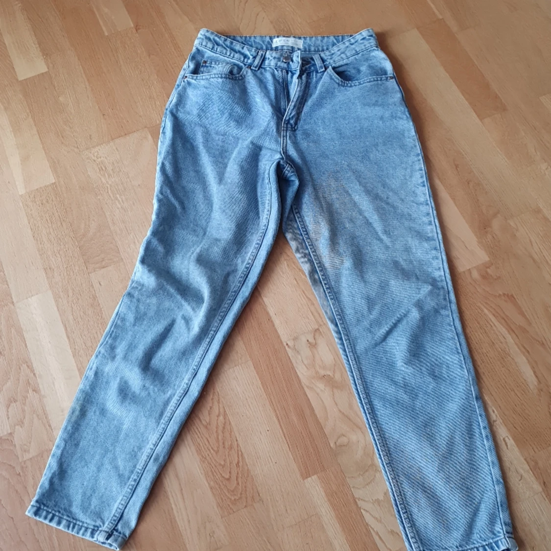 Djeans byxa
