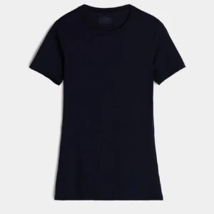 Intimissimi t-shirt  - Fin skims liknande tröja från intimissimi💙knappt använd och väldigt bra skick. Färgen är väldigt mörkblå/marinblå. Storlek S och passar nån med xs-s.