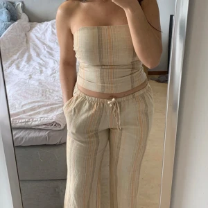 Linné sett  - Sett i linne material Byxorna har användts , toppen kommer med ettikett kvar