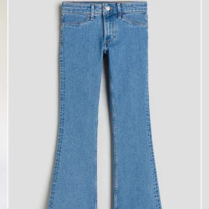 Hm jeans - Blåa jeans från hm, kontakta mig för egna bilder