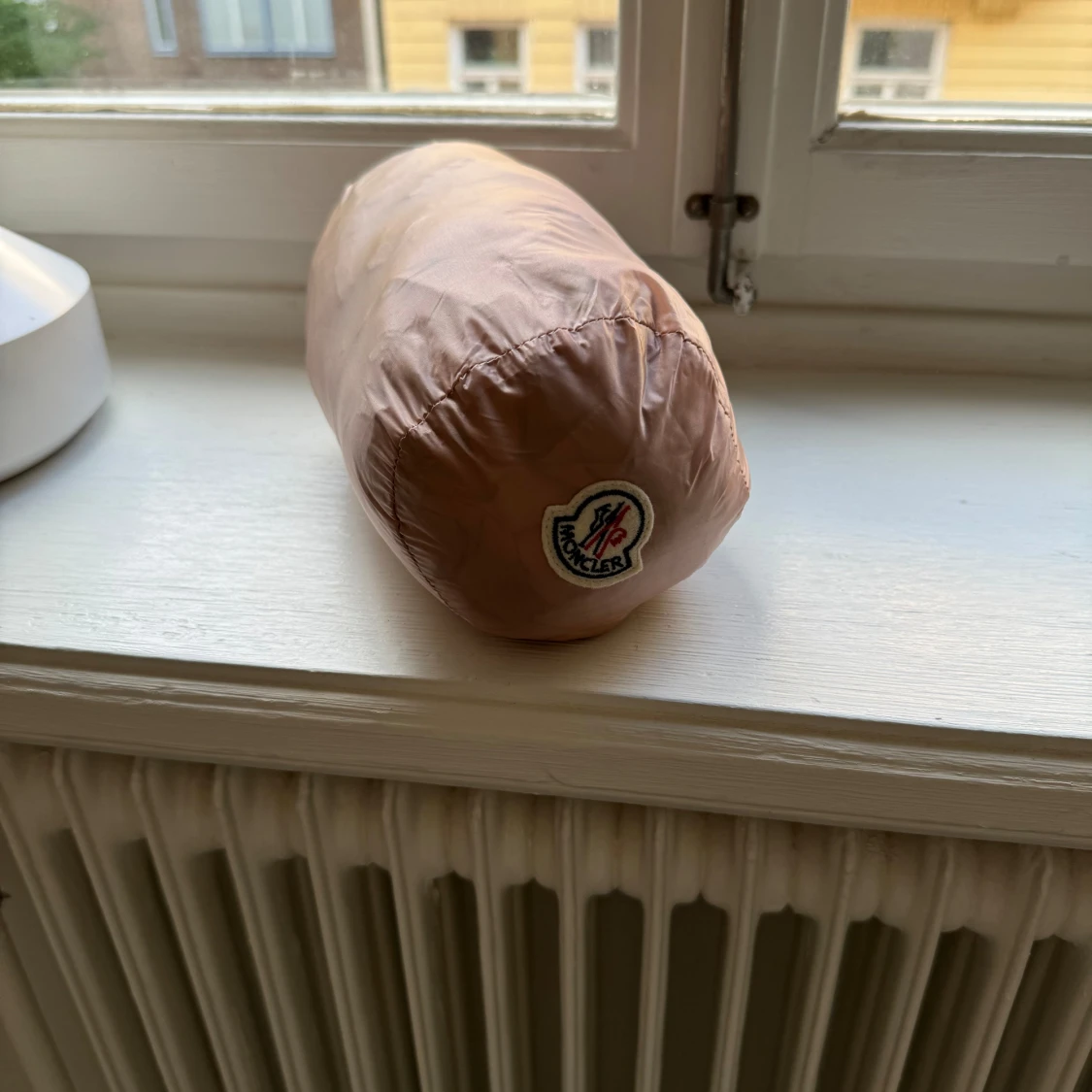 Ljusrosa jacka från Moncler - 91