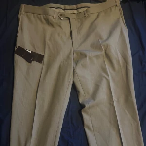Kostym byxor 3XL - Helt nya