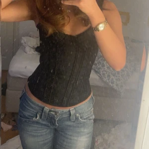 Svart korsett - Svart korsett