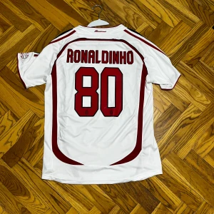 Ronaldhino jersey - För mer fråga