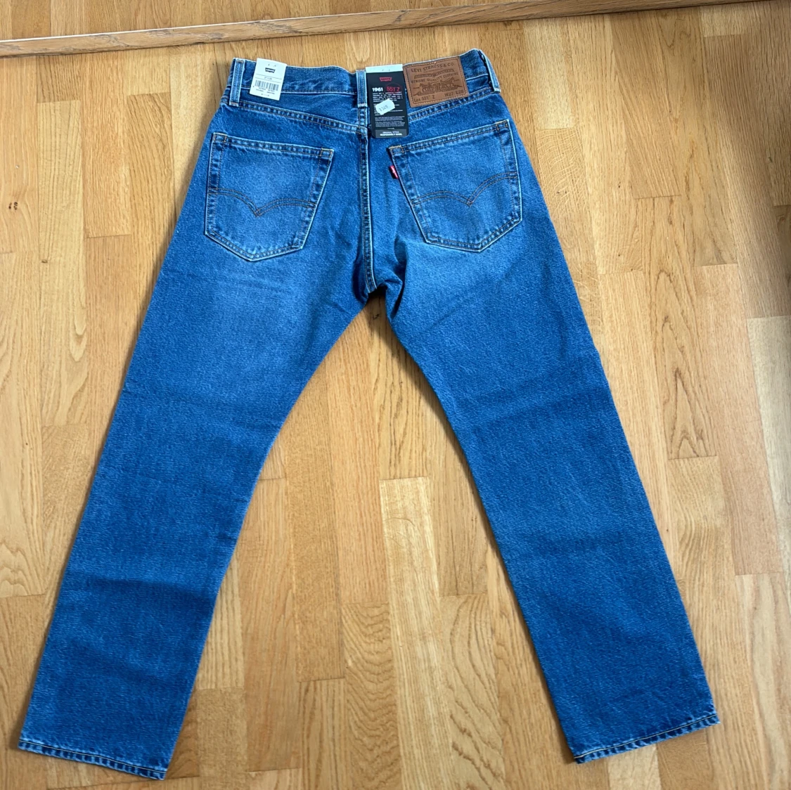 Levis jeans  - 90