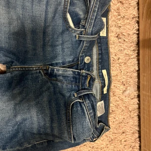 Levis jeans - Lågmidjade Levis jeans 