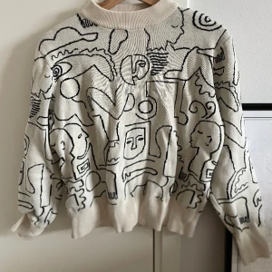 Stickad tröja - Tröja med fint mönster