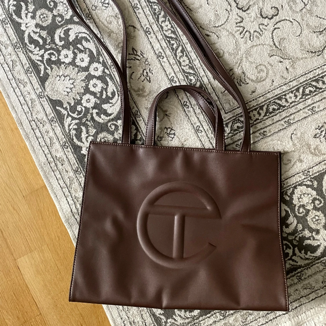 Telfar medium chocolate bag  - 90