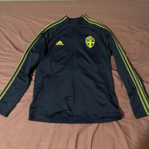 Sverige ziptröja  - Aldrig använd, 10 av 10 skick