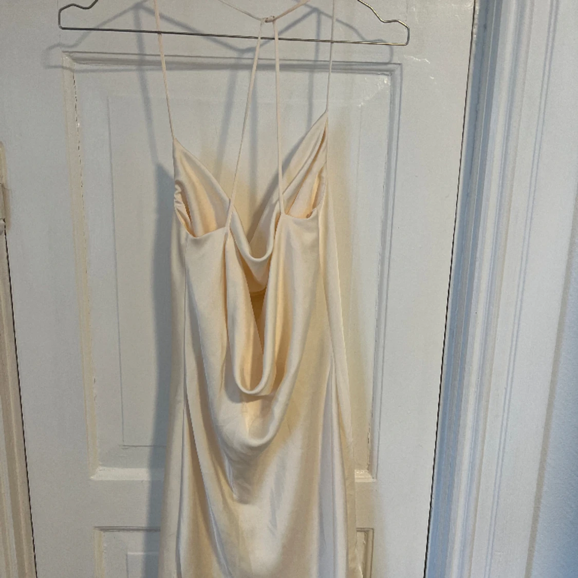 Satinklänning Zara - 90