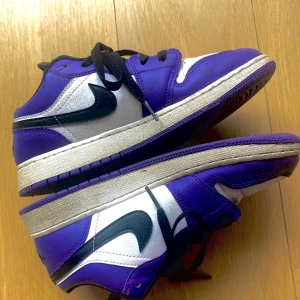 Purple low dunk - Price can be adjustable