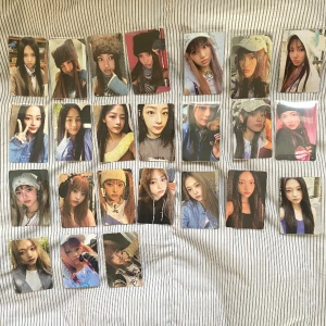 Newjeans photocard, kpop photocard - 24 newjeans photocards, skriv till mig vilken eller vilka du vill ha😊 50kr st 