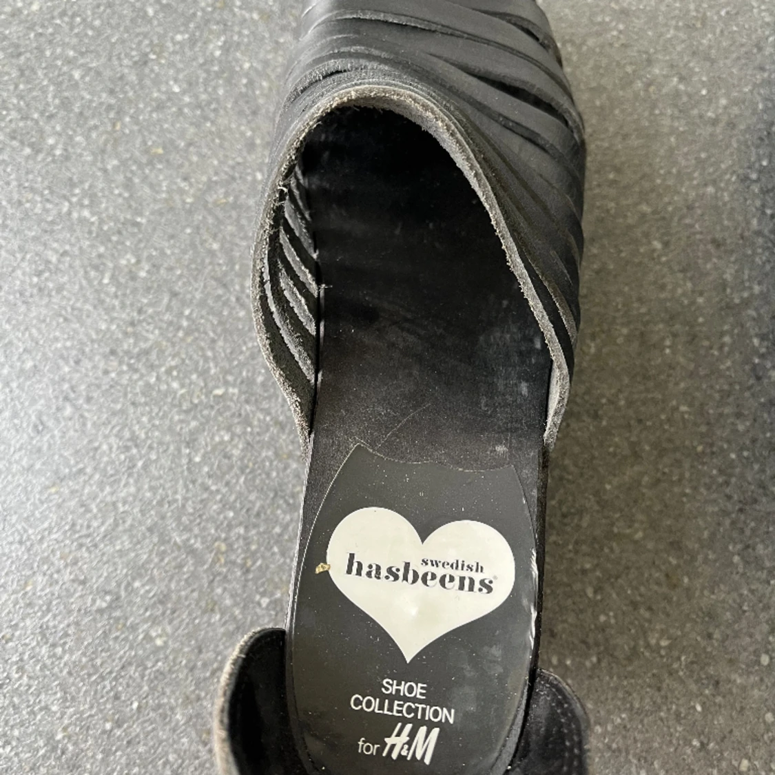 Skor i trä och läder från Swedish Hasbeens, svarta, strl 37 - 91