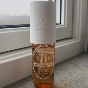 Sol de Janeiro  - Säljer min parfym från Sol de Janeiro då doften inte riktigt passar mig. Nästan helt full fortfarande. Köpt för 299kr på kicks.