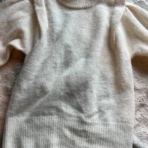 Tröja - Jätte fin Cubus tröja i xs, aldrig använd å kommer då inte till användning tyvärr .💕