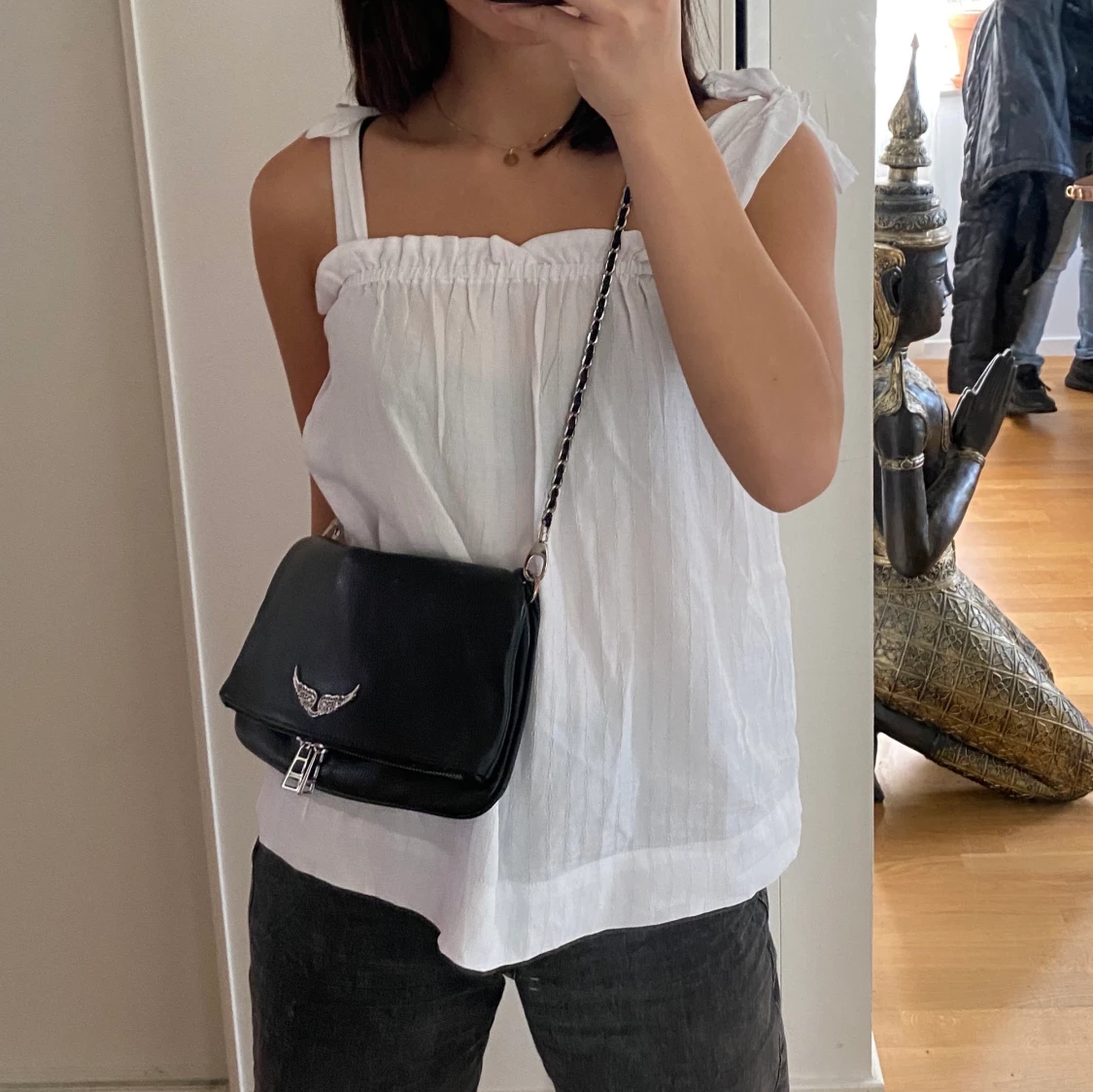 tröja med justerbara band!