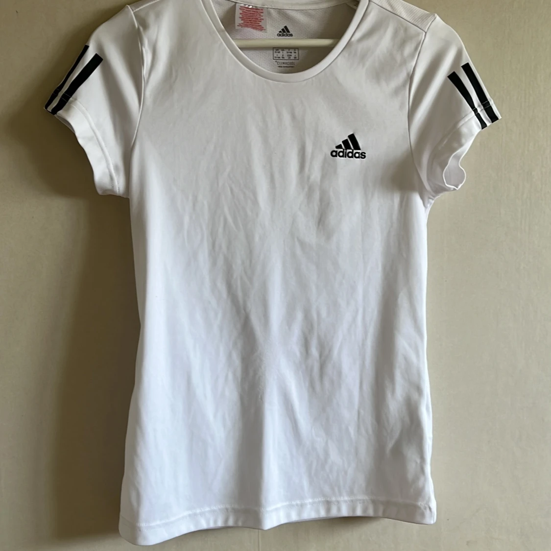 Adidas tshirt
