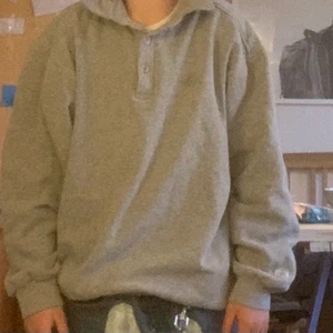 Tröja,  - Skön tröja med luddigt insida, storlek small. 