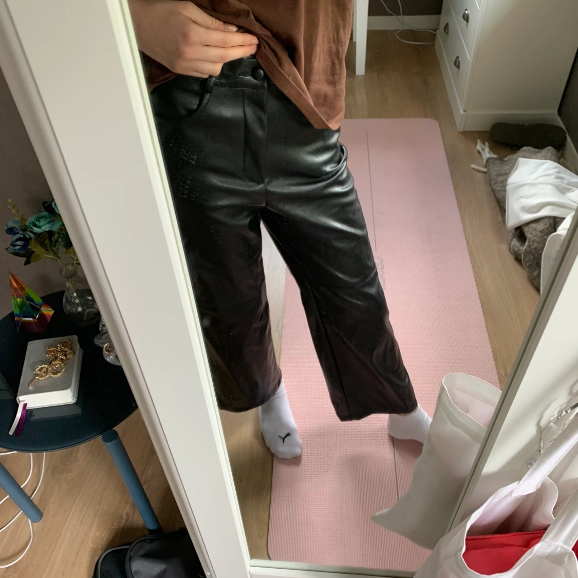 Faux-skinnbyxor från SHEIN