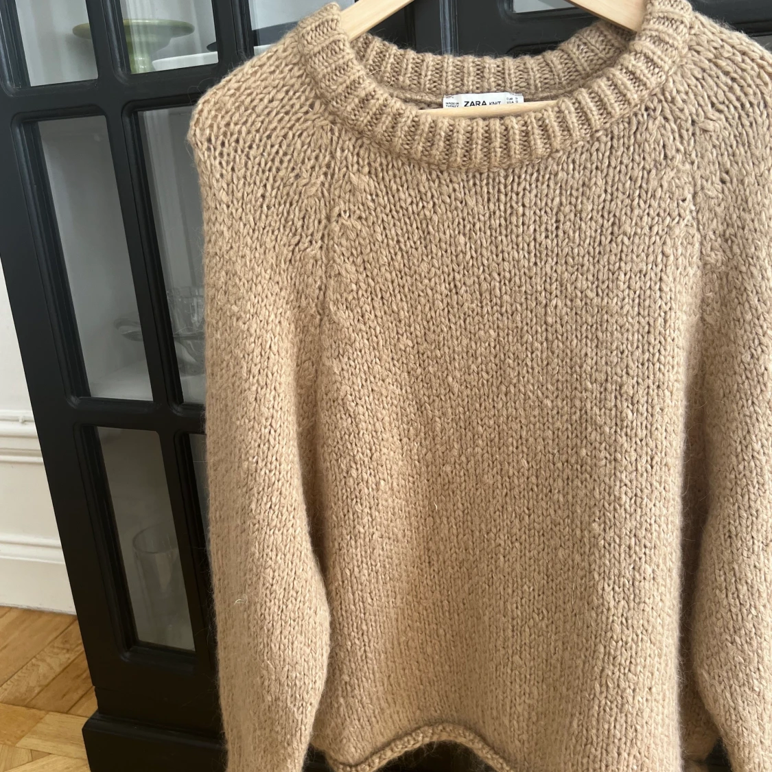 Stickad beige tröja - 91