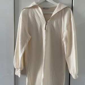 Stickad klänning zara - Stickad klänning storlek S använd 1 gång 🫶🏼