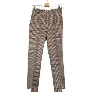 rutiga kostymbyxor - snyggaste rutiga kostymbyxorna! vintage köpta i paris🫶