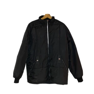 Pufferjacket - Fin pufferjacket i väldigt bra skick. 