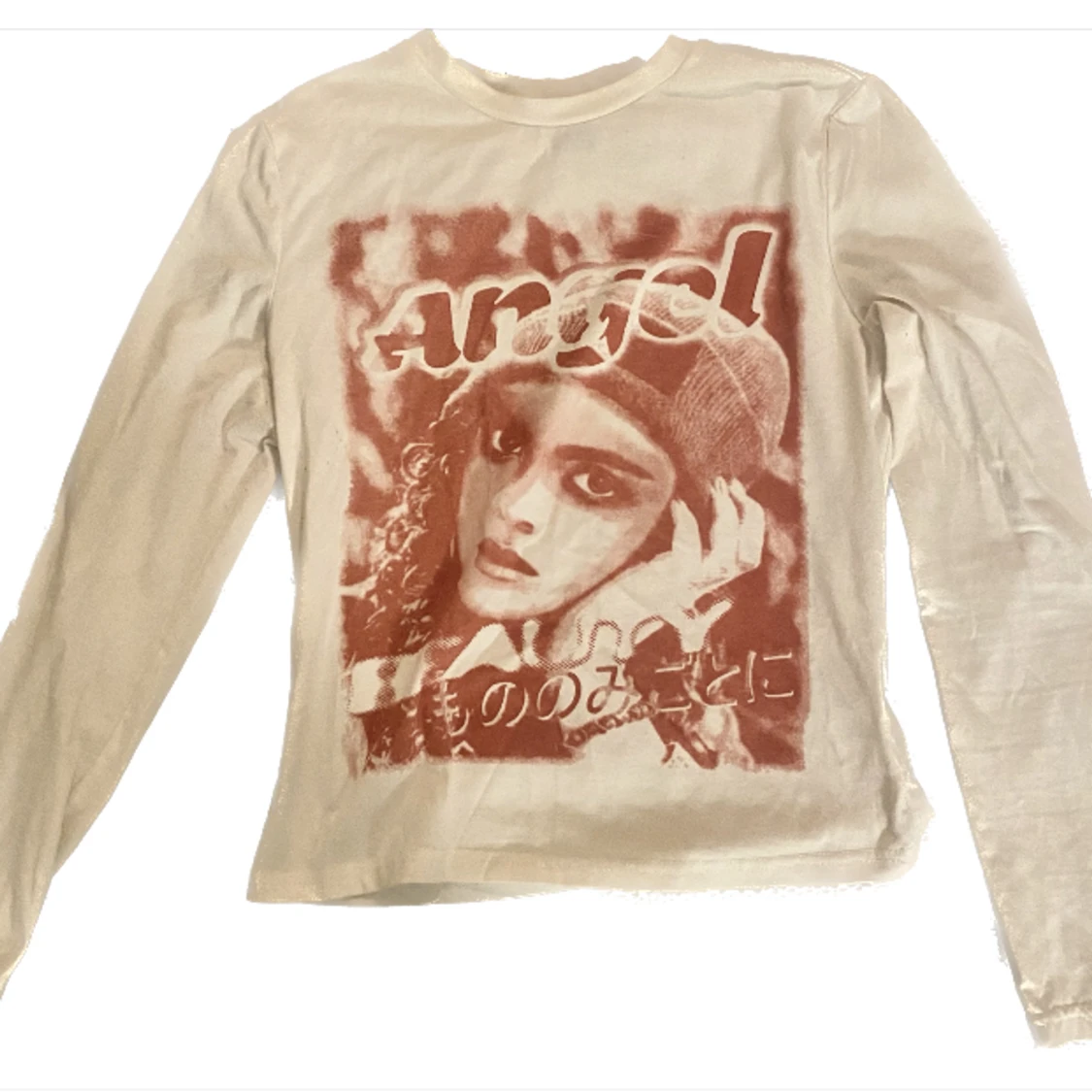 Tröja med rött tryck