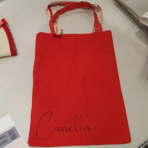 Totebag med fickor - Totebag med fickor, återvunnen tyg, handgjord, praktisk