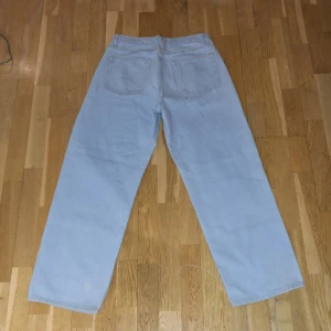 Valient baggy jeans - Använda ca 20 gånger. Fortfarande bra skick. Köpta på Carlings för 600 kr