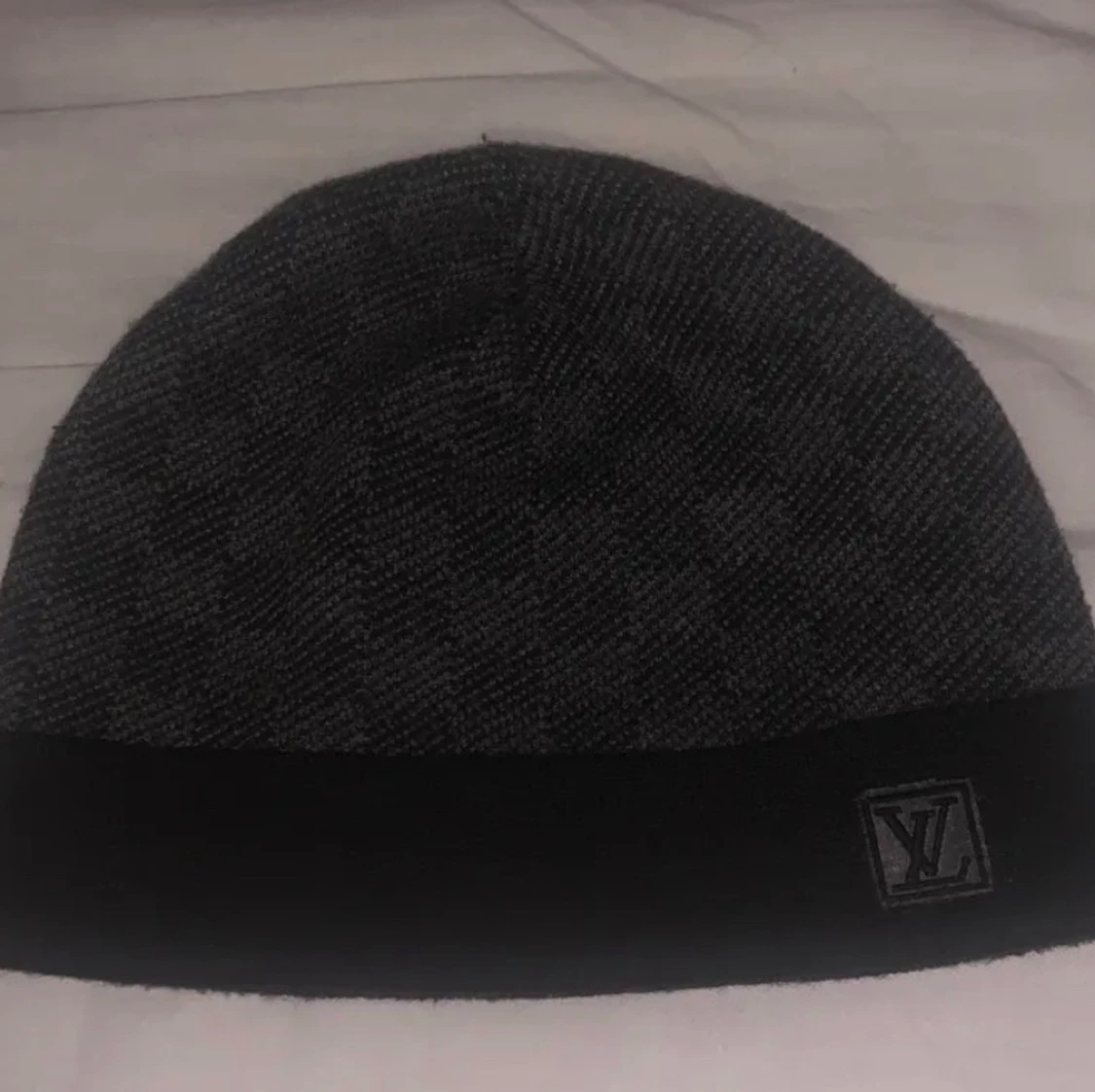 Louis vuttion mössa