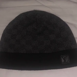 Louis vuttion mössa - Ej använd 