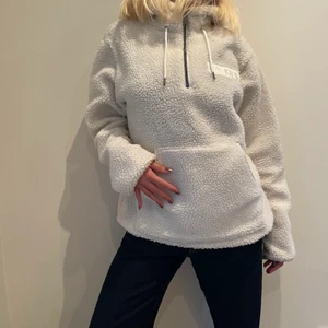 Teddybear Hoodie/Jacka Dickies - Världens mysigaste jacka/hoodie från Dickies. Har knappt använt så skulle säga att den är i nyskick.