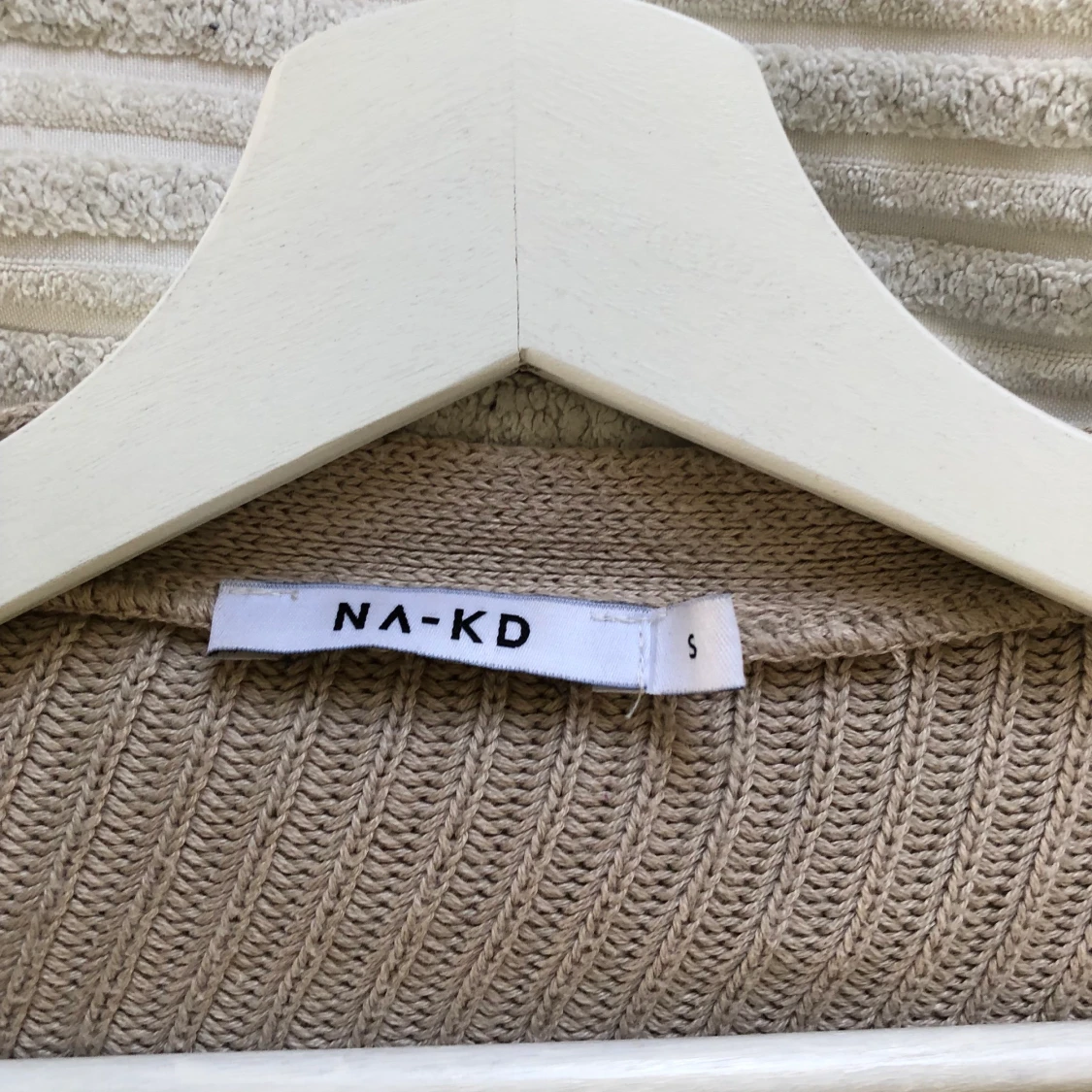 Beige cardigan  - 90