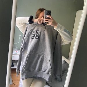 Hoodie  - Grå oversize hoodie