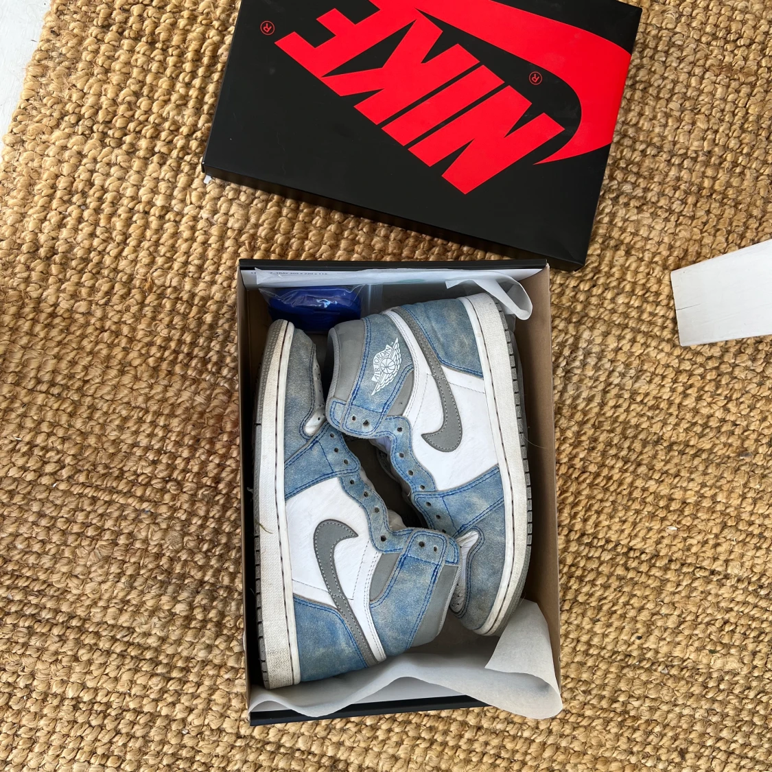 Jordan 1 hyper royal: nypris/5590kr - 90